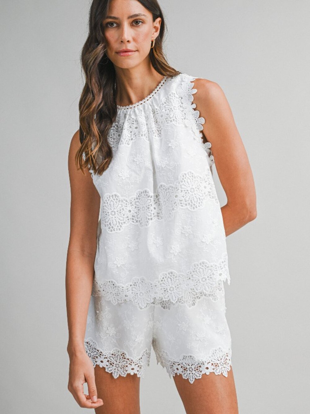 NWT Mable White Embroidered Eyelet Lace Detailed Sleeveless Tank Top Shorts Set